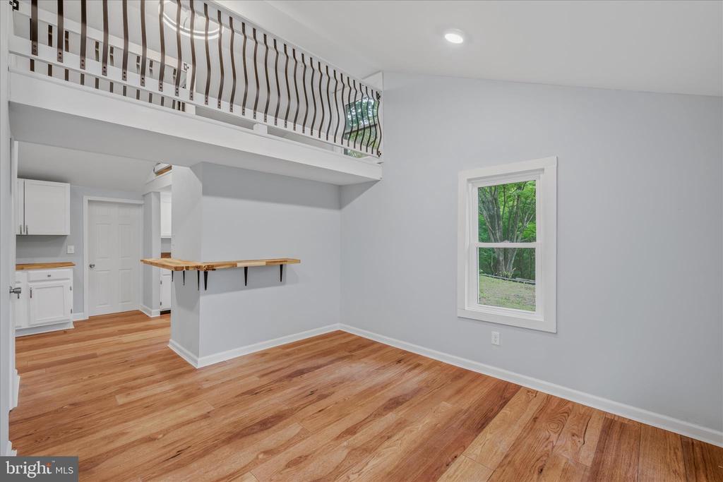64 HOBDAY LANE