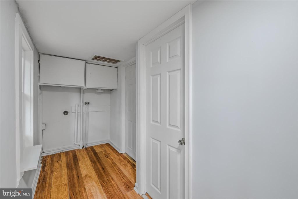 64 HOBDAY LANE