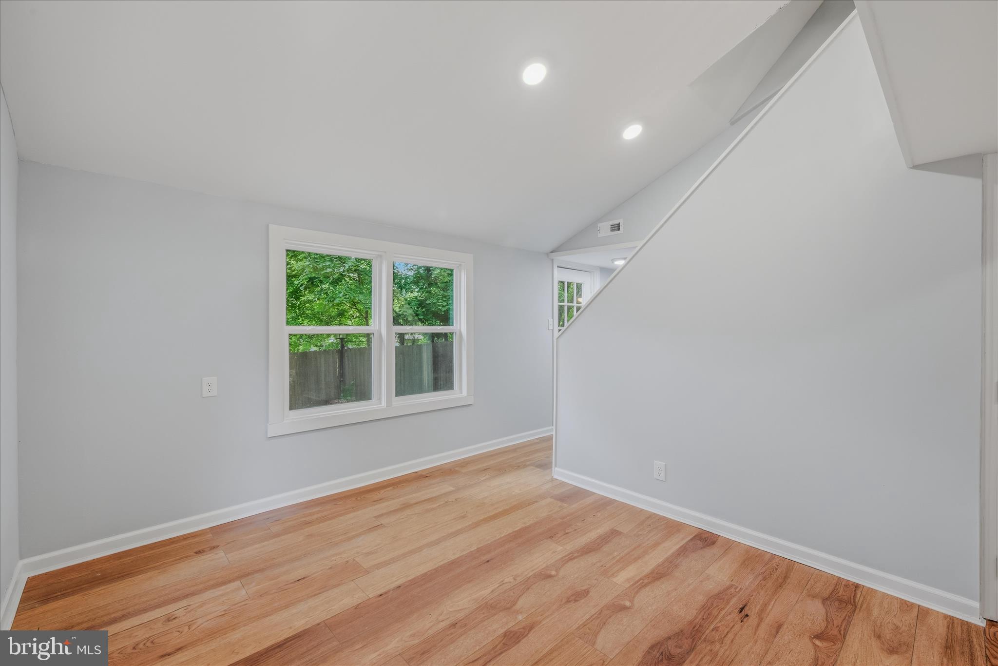 64 HOBDAY LANE