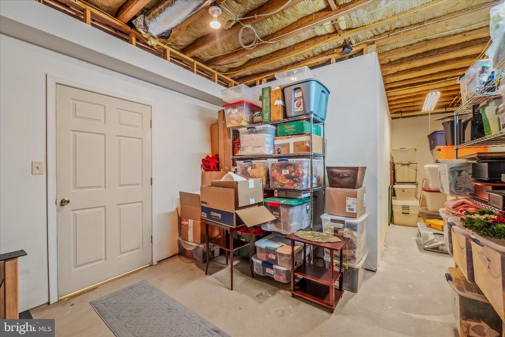 302 PRADO WAY