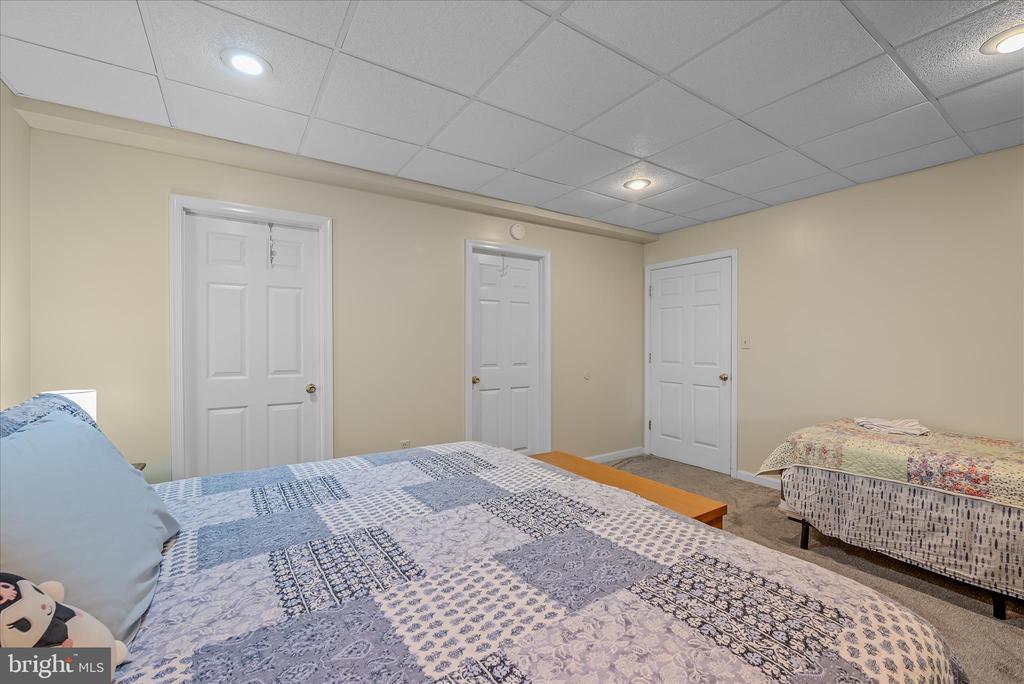 302 PRADO WAY