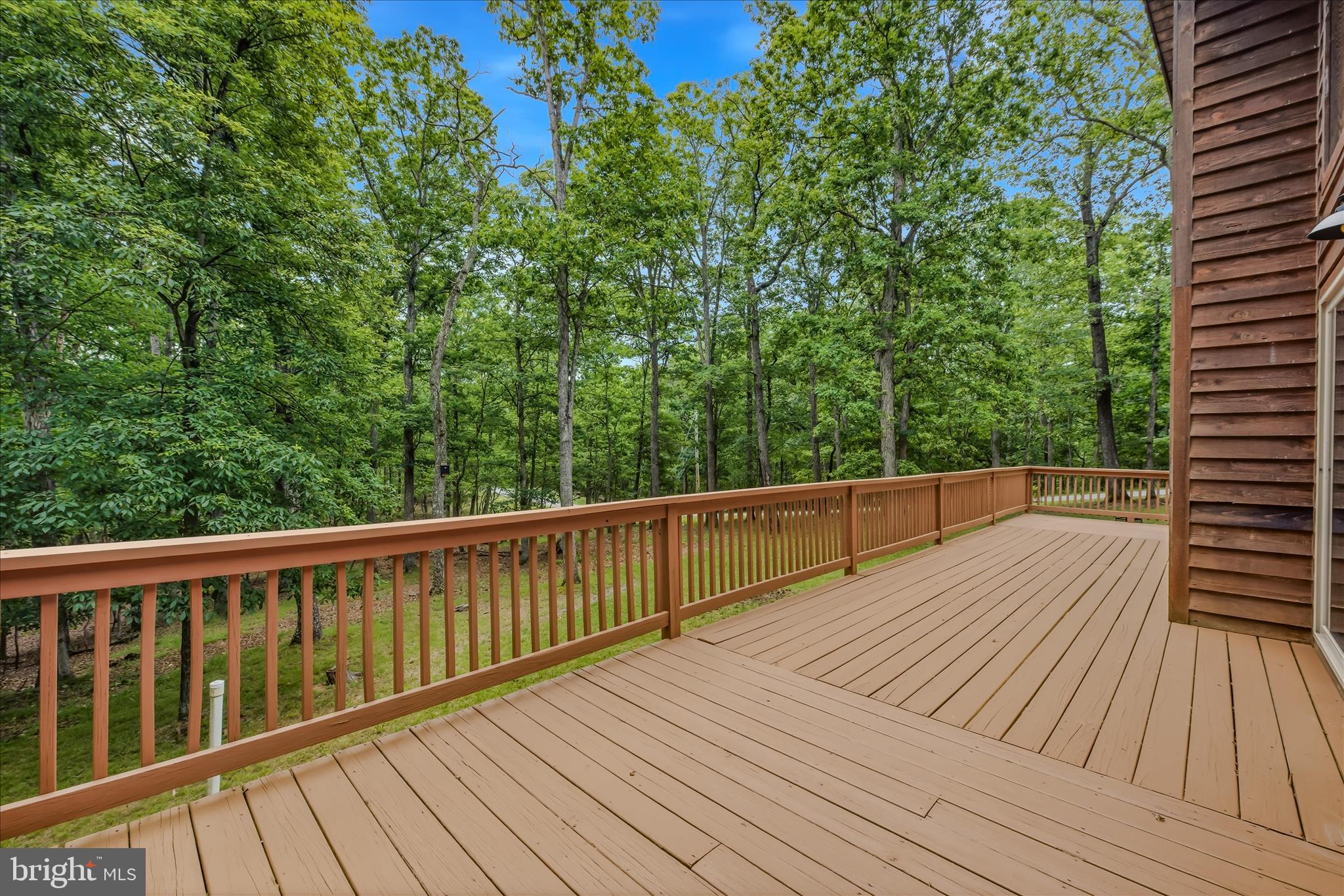 956 SIDELING MOUNTAIN TRAIL