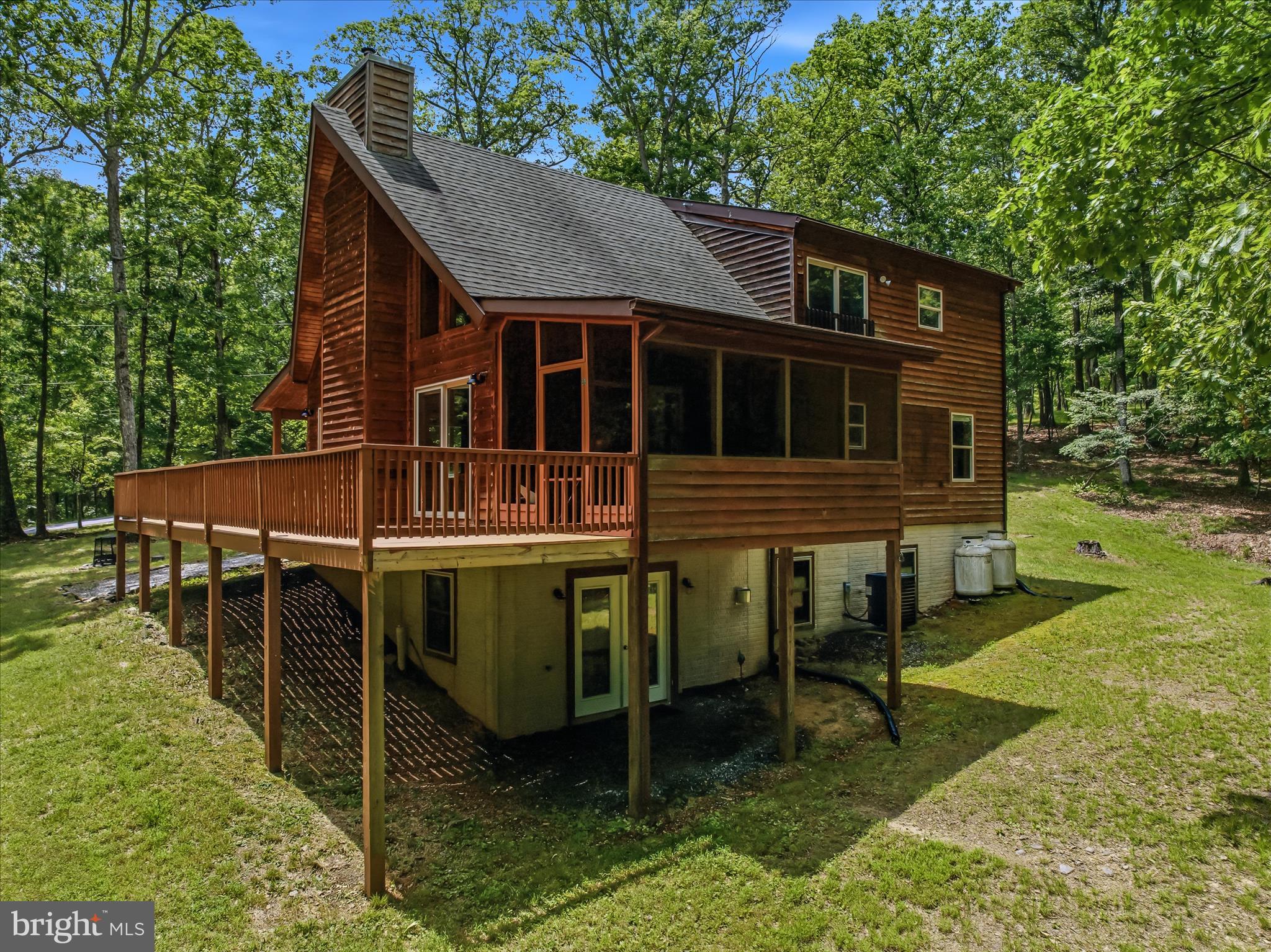 956 SIDELING MOUNTAIN TRAIL