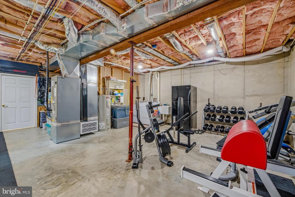 956 SIDELING MOUNTAIN TRAIL