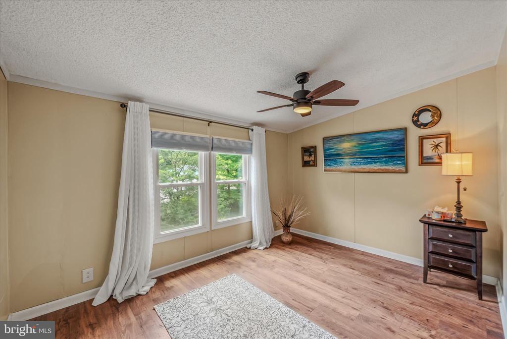 32 SHERRILL
