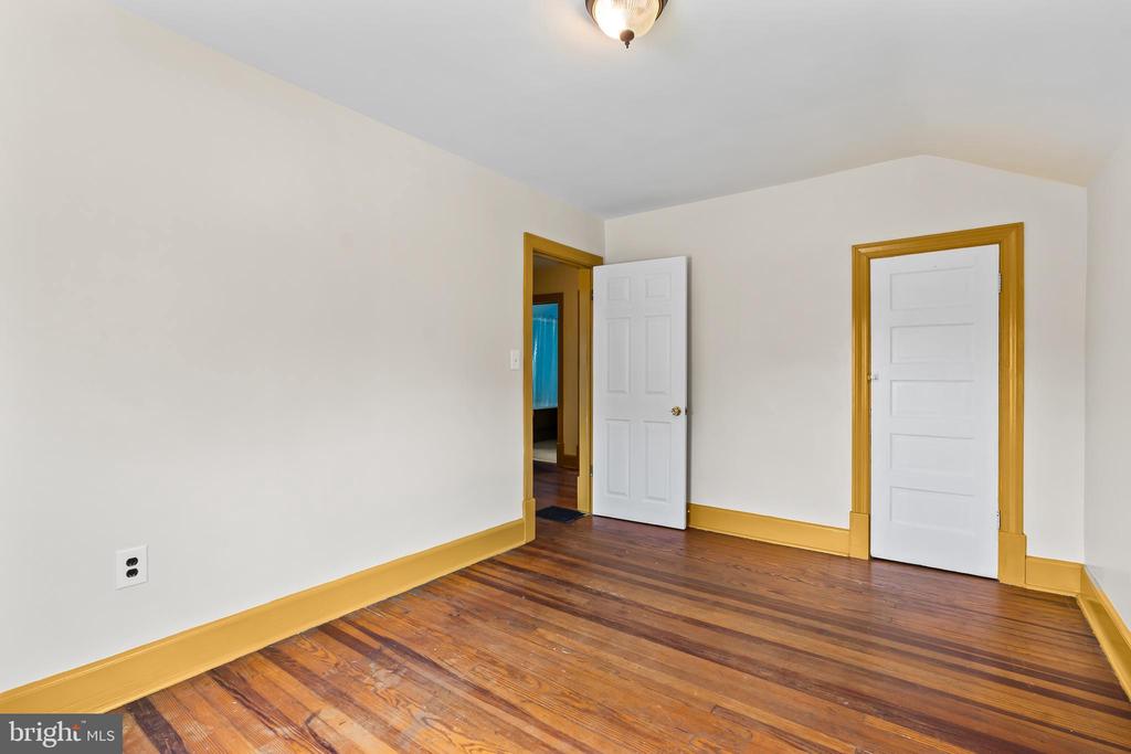 308 S GREEN STREET