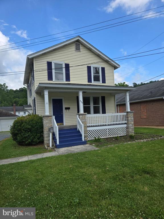 308 S GREEN STREET