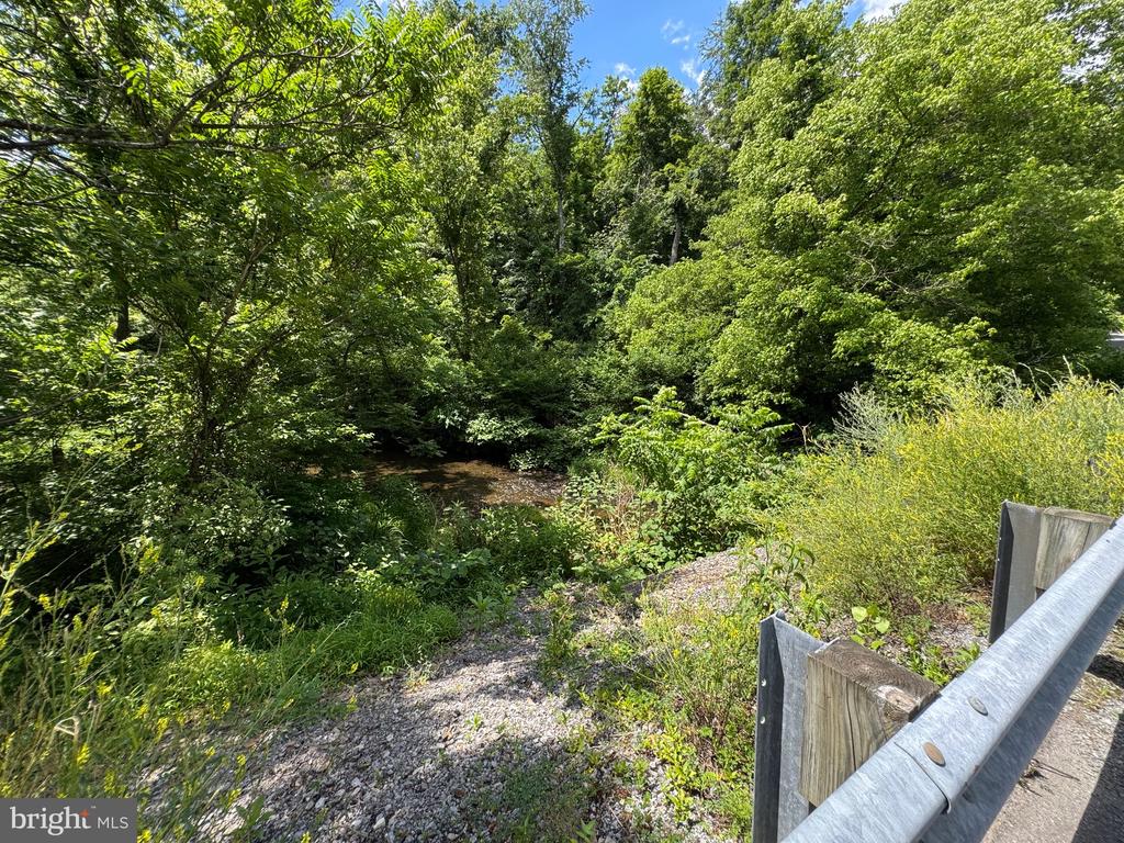 SAND MINE ROAD BY CREEK