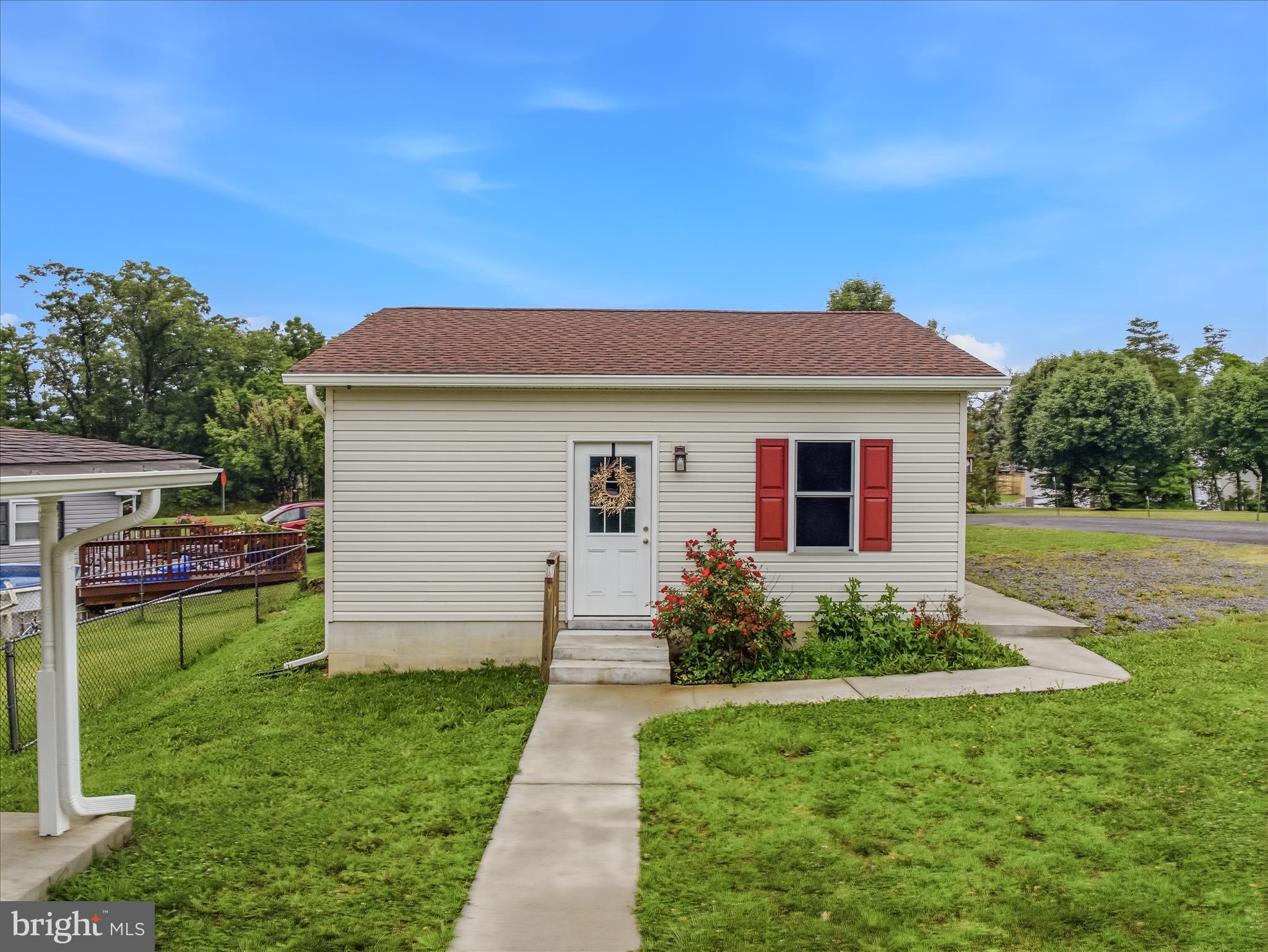 34 MORGAN LANE