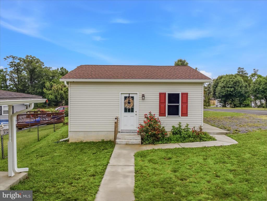 34 MORGAN LANE