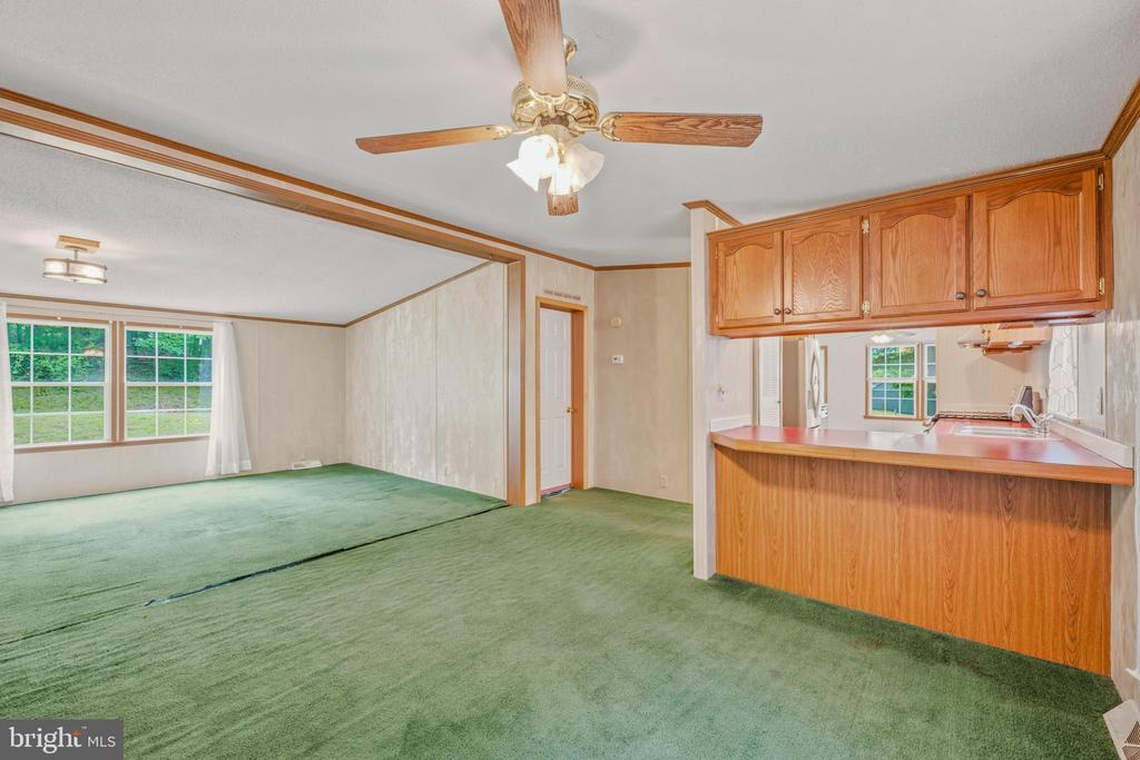193 FRIENDSHIP LANE