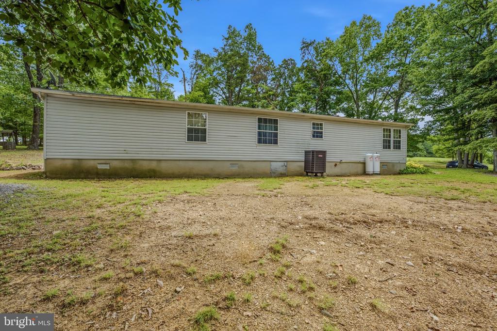193 FRIENDSHIP LANE