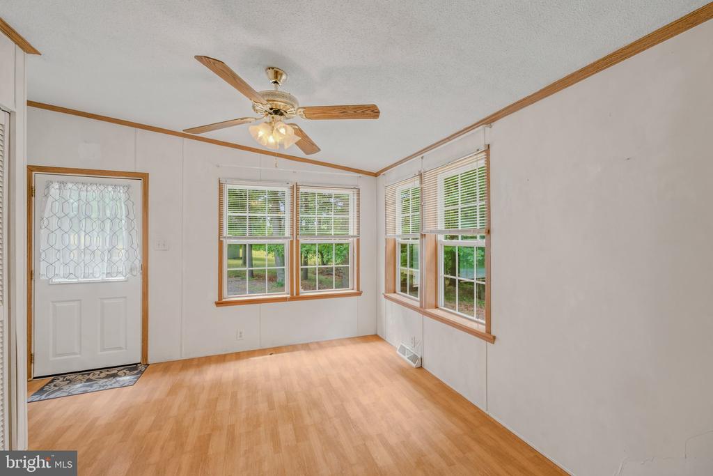 193 FRIENDSHIP LANE