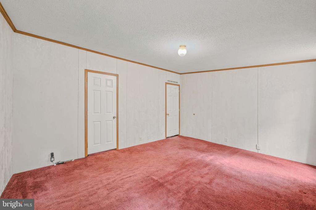 193 FRIENDSHIP LANE