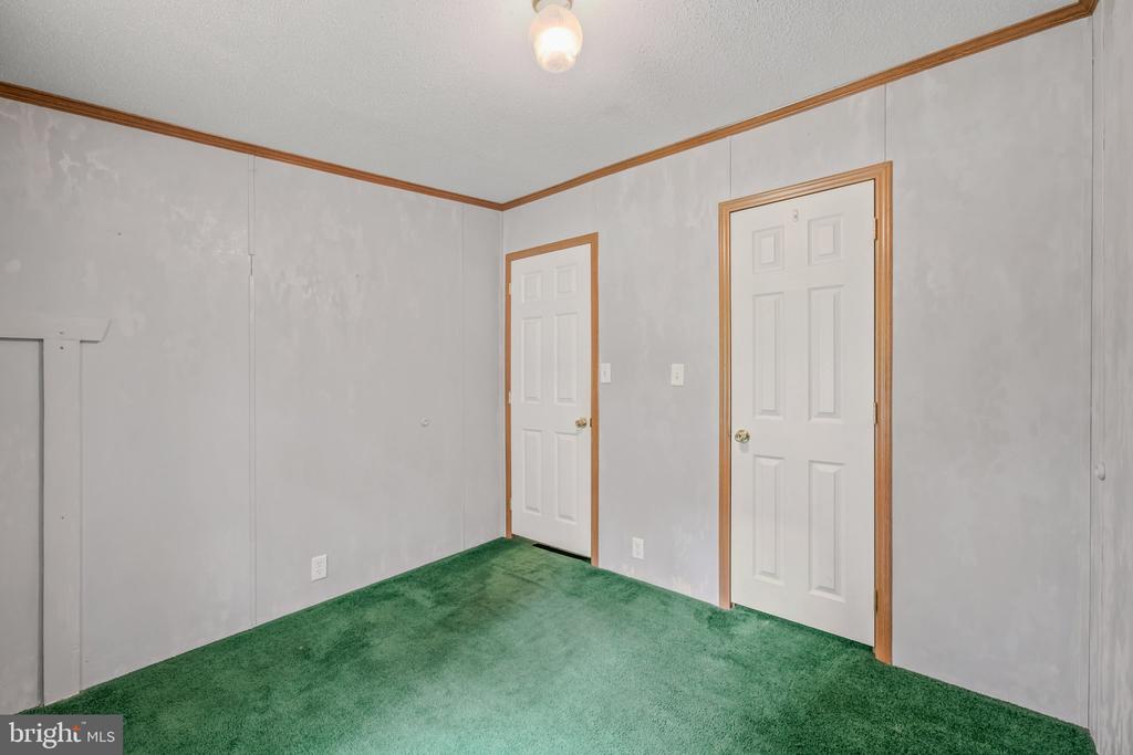 193 FRIENDSHIP LANE
