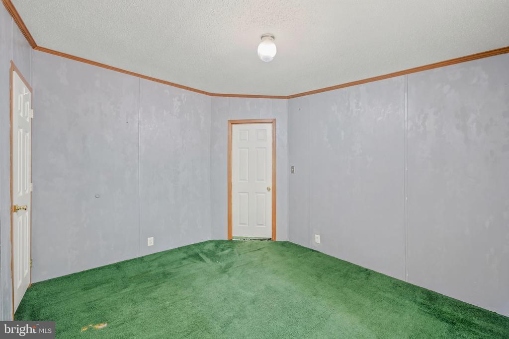 193 FRIENDSHIP LANE