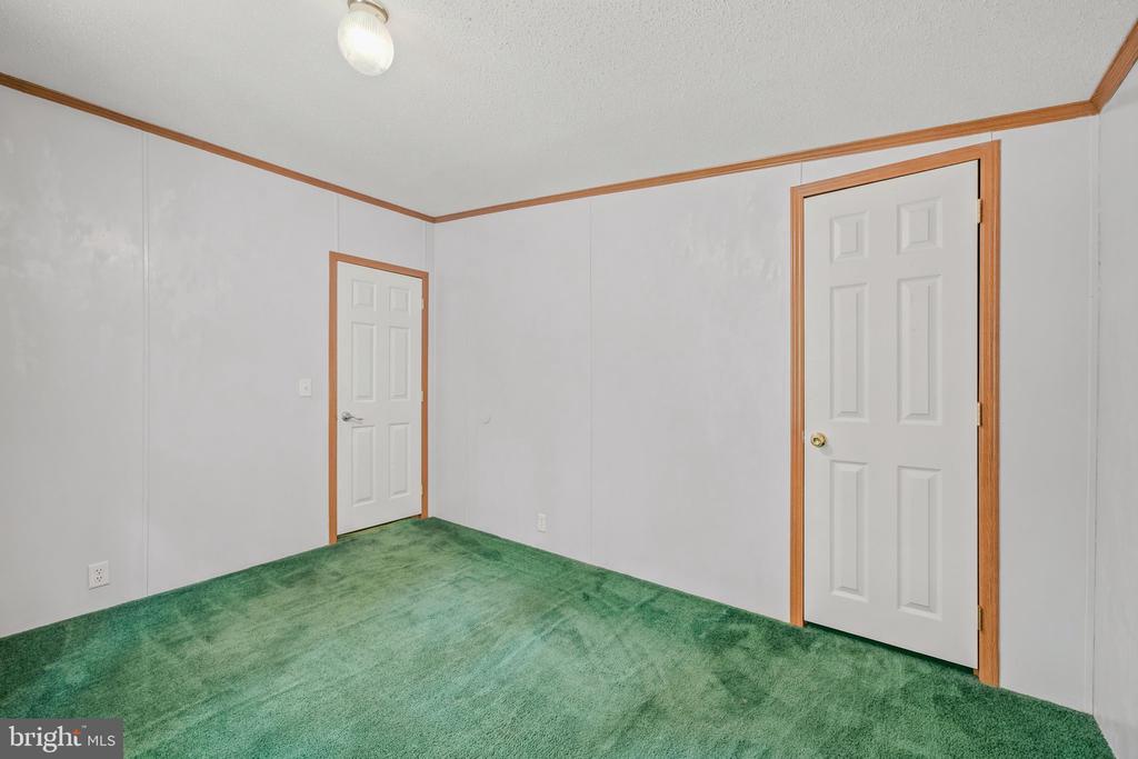 193 FRIENDSHIP LANE