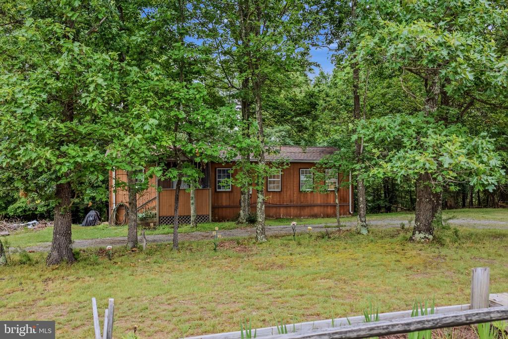 602 PLUM TREE LANE