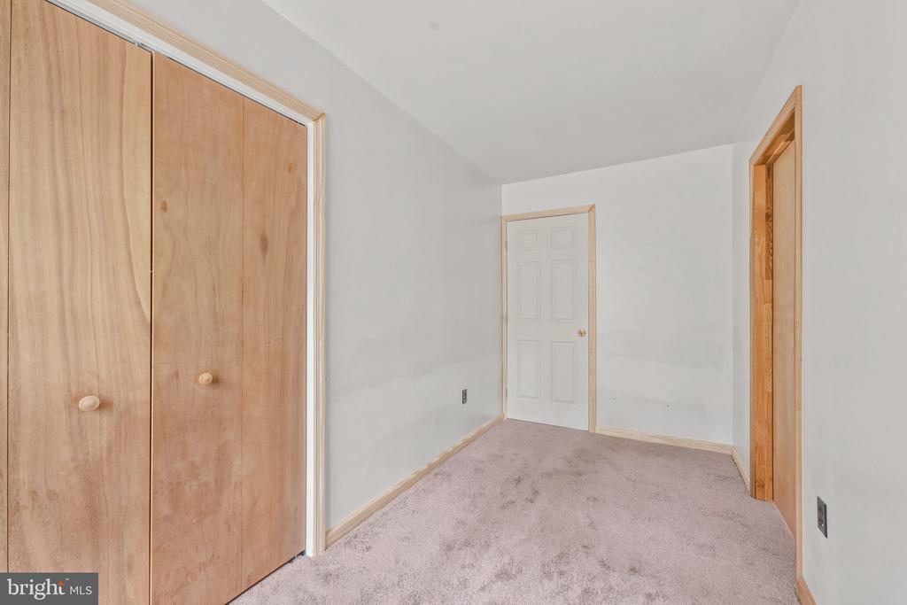 602 PLUM TREE LANE