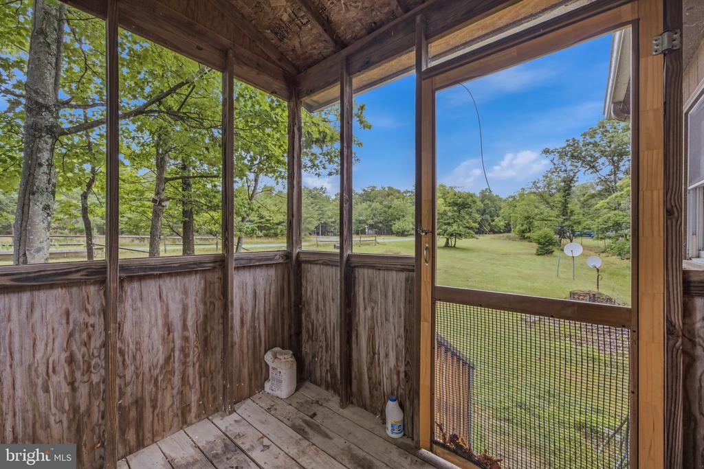 602 PLUM TREE LANE