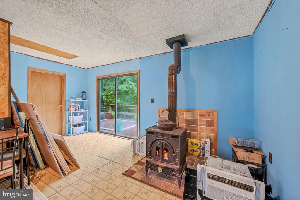 602 PLUM TREE LANE