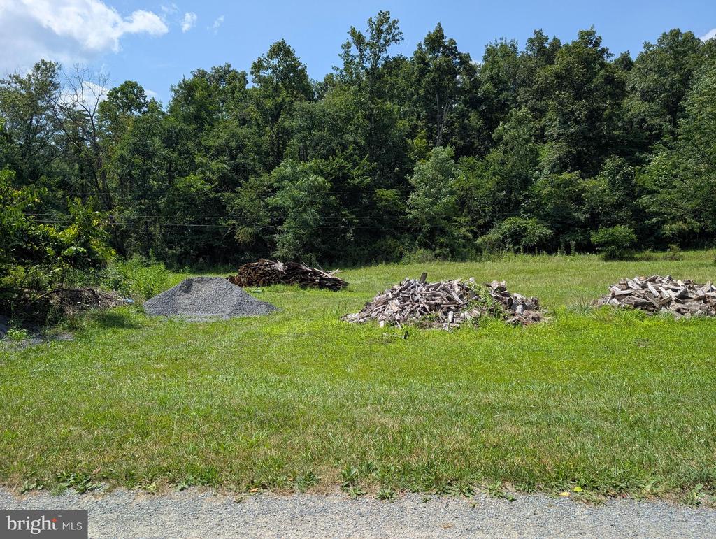 GRASSHOPPER HOLLOW TRAIL Unit: WEST P/O PAR 31