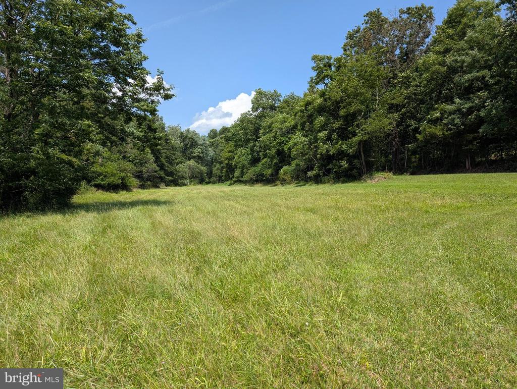 GRASSHOPPER HOLLOW TRAIL Unit: WEST P/O PAR 31