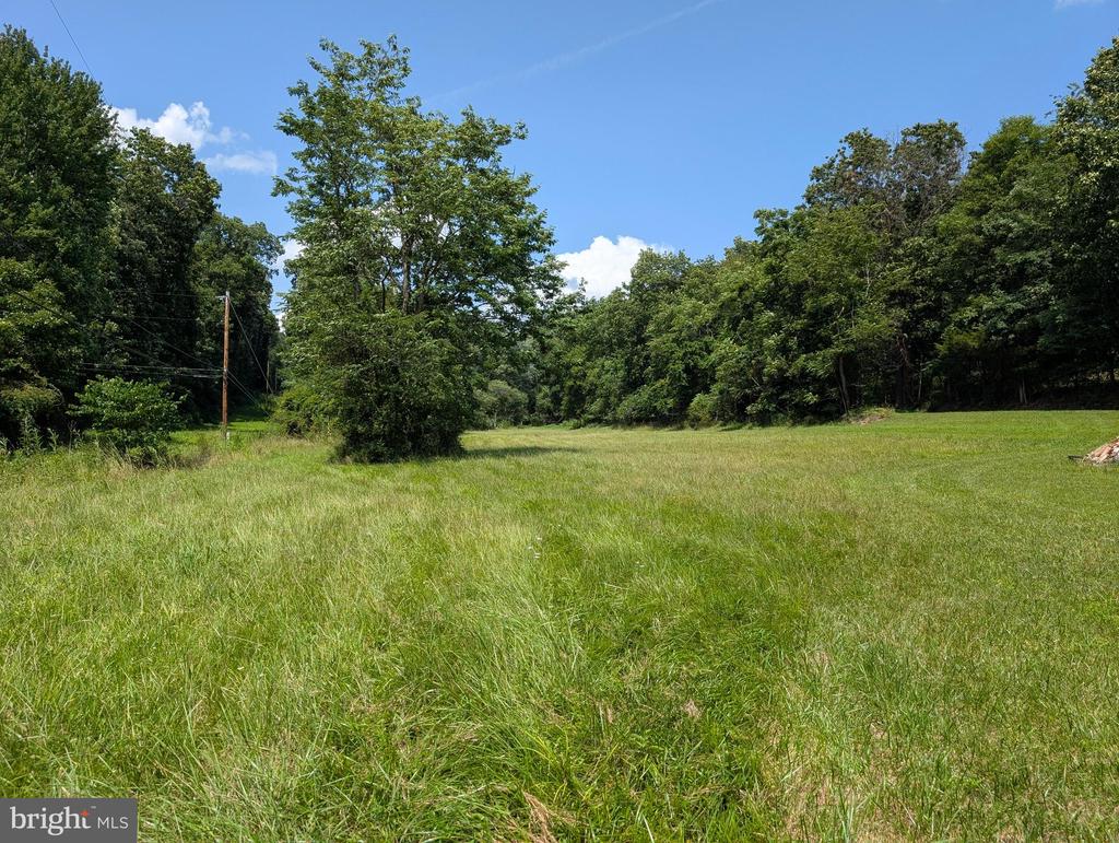 GRASSHOPPER HOLLOW TRAIL Unit: WEST P/O PAR 31