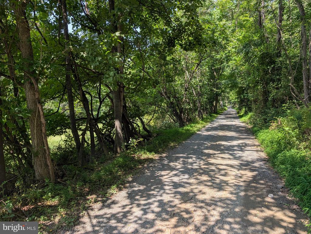 GRASSHOPPER HOLLOW TRAIL Unit: WEST P/O PAR 31