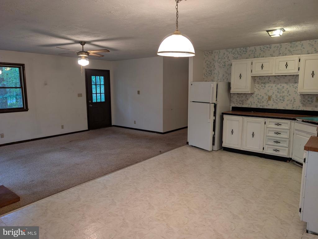 378 HAPPY VALLEY