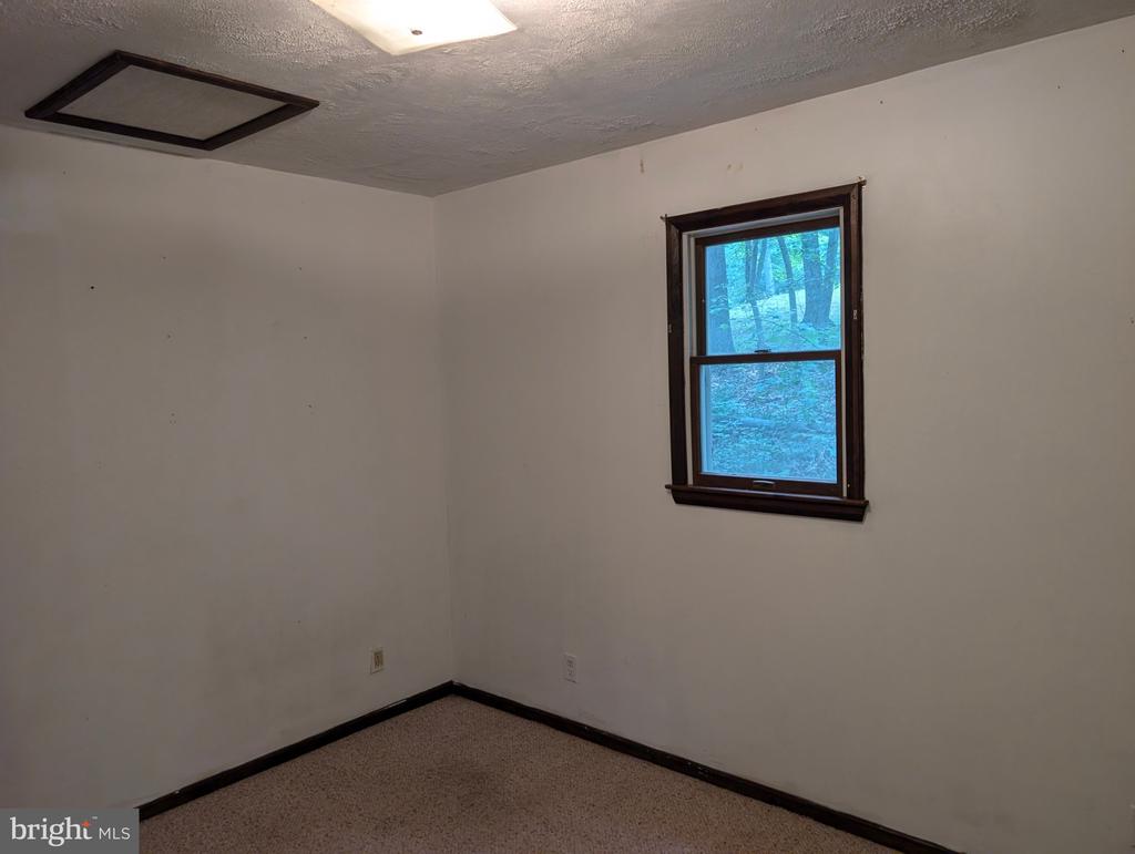 378 HAPPY VALLEY