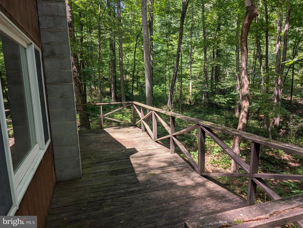 378 HAPPY VALLEY