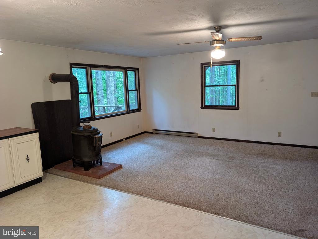 378 HAPPY VALLEY