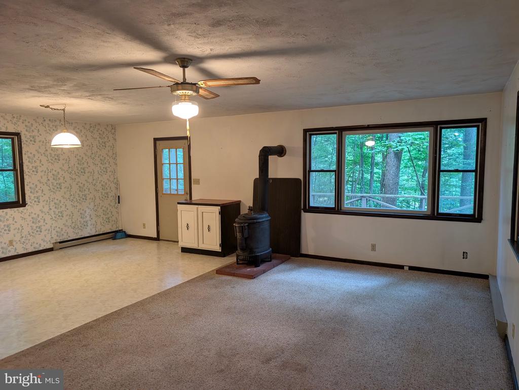 378 HAPPY VALLEY