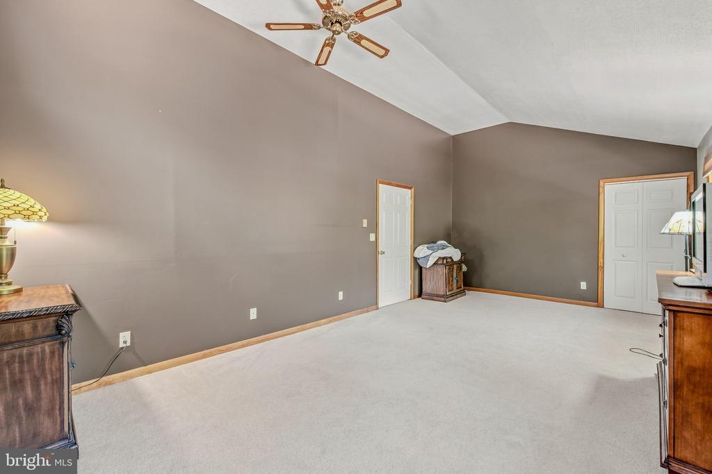 297 DEERWOOD LANE