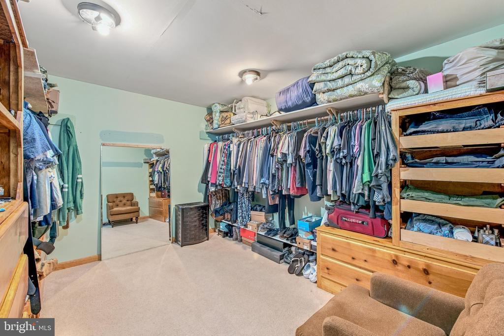 297 DEERWOOD LANE