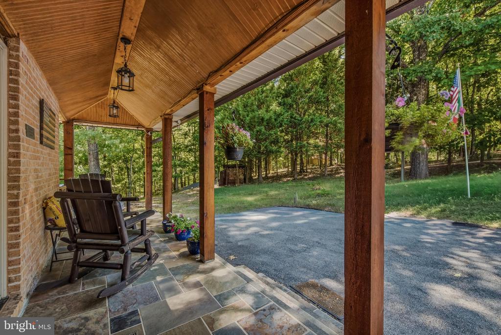 297 DEERWOOD LANE