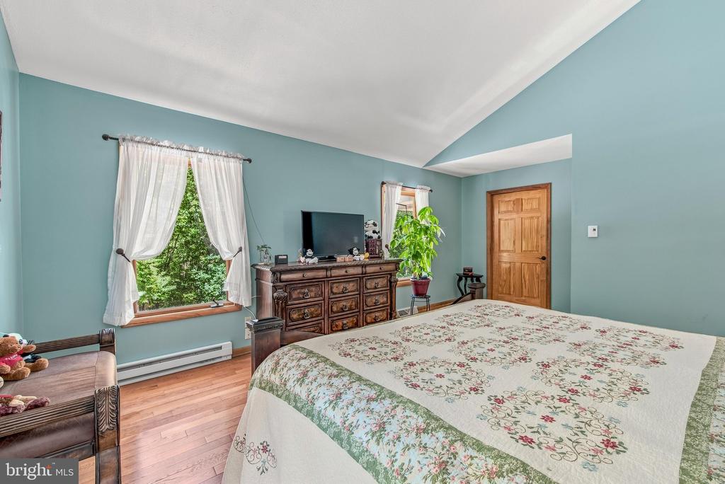 297 DEERWOOD LANE