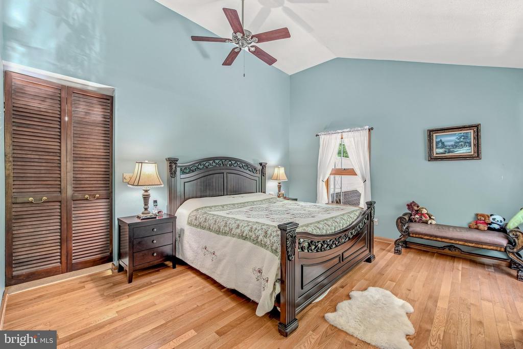 297 DEERWOOD LANE