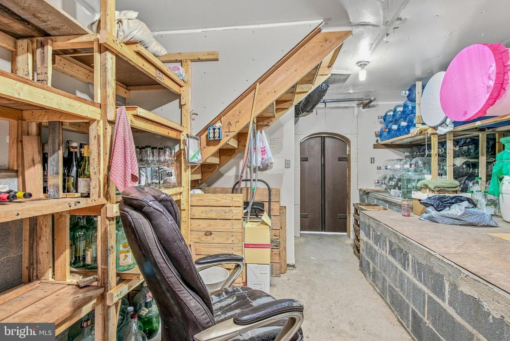 297 DEERWOOD LANE