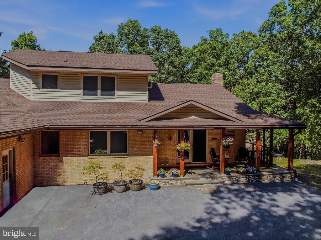 297 DEERWOOD LANE