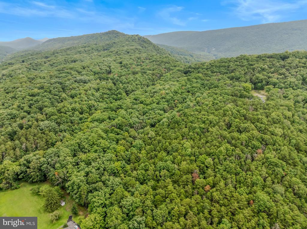 CACAPON RETREAT LANE