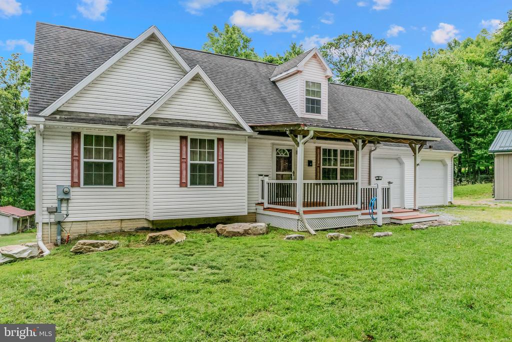 37 PAYNES LANE