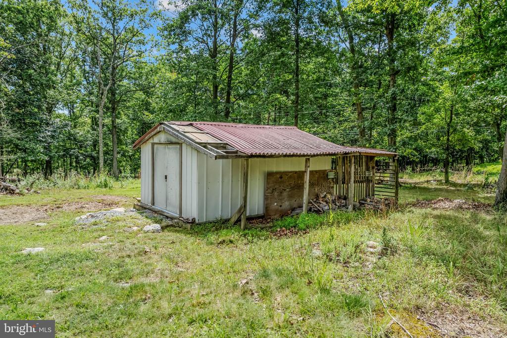 37 PAYNES LANE