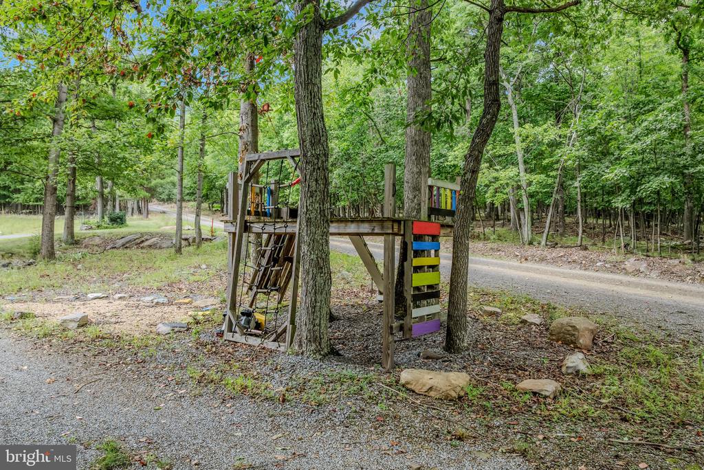 37 PAYNES LANE