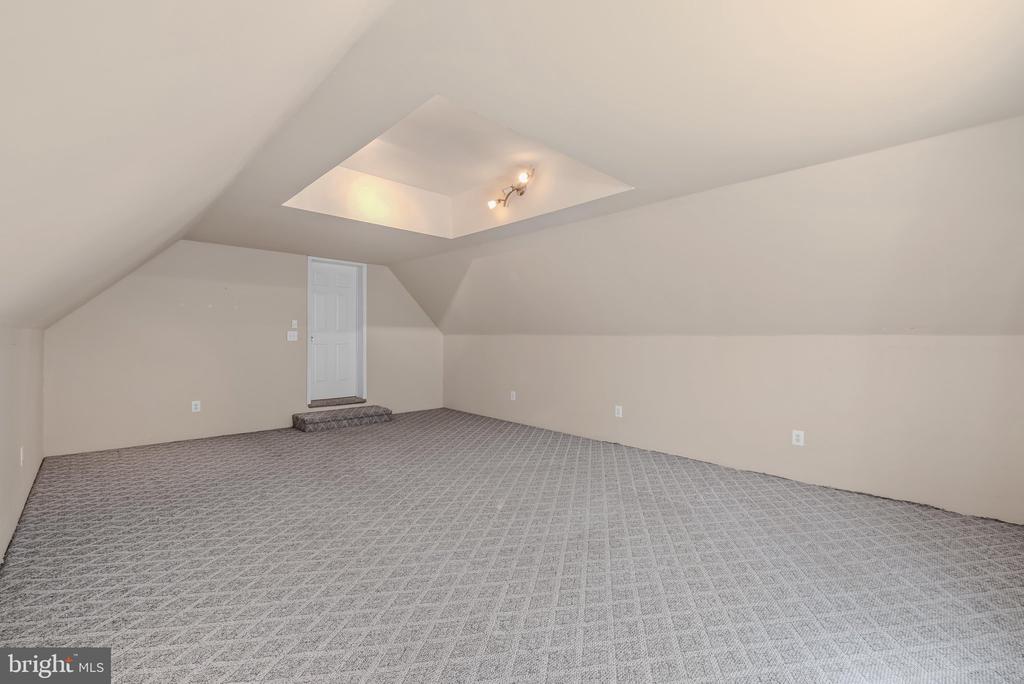 258 HUNGARIA ROAD