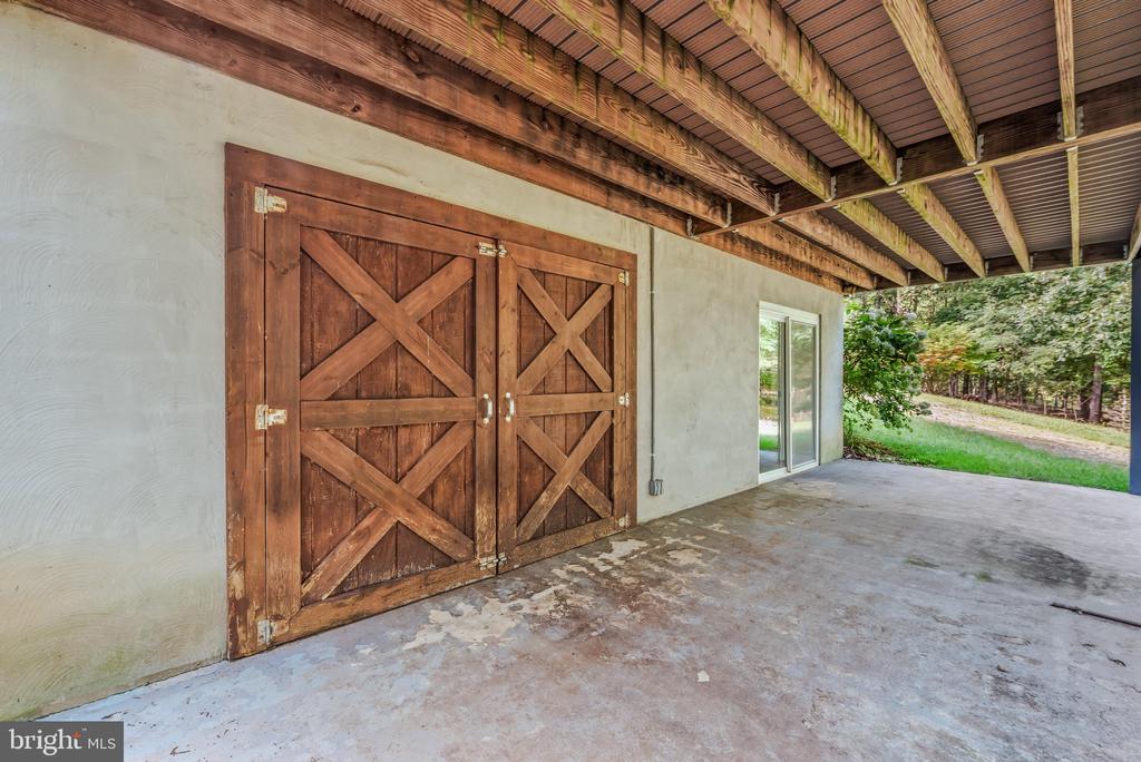 258 HUNGARIA ROAD