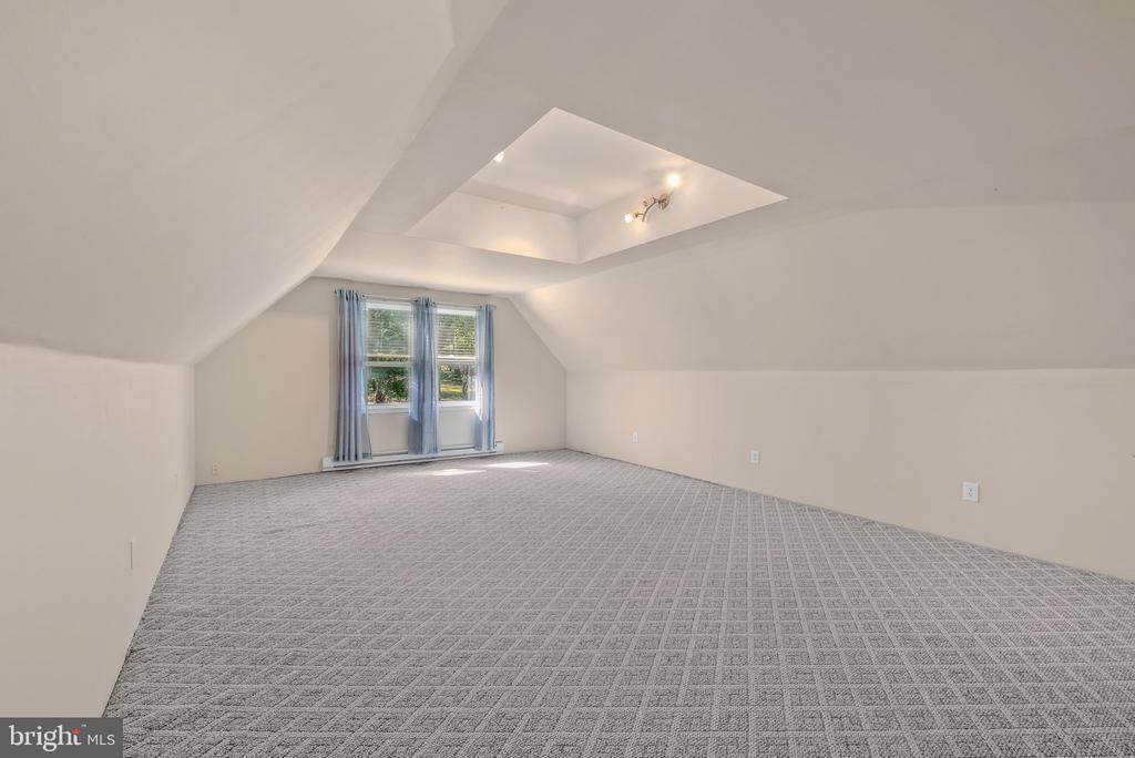 258 HUNGARIA ROAD