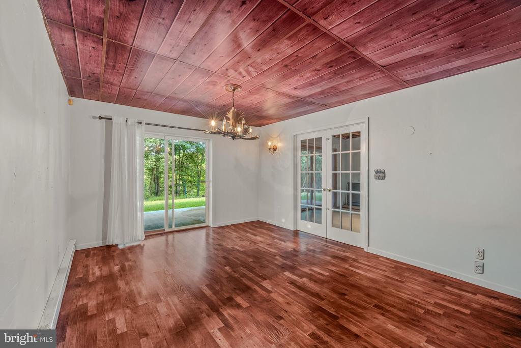 258 HUNGARIA ROAD
