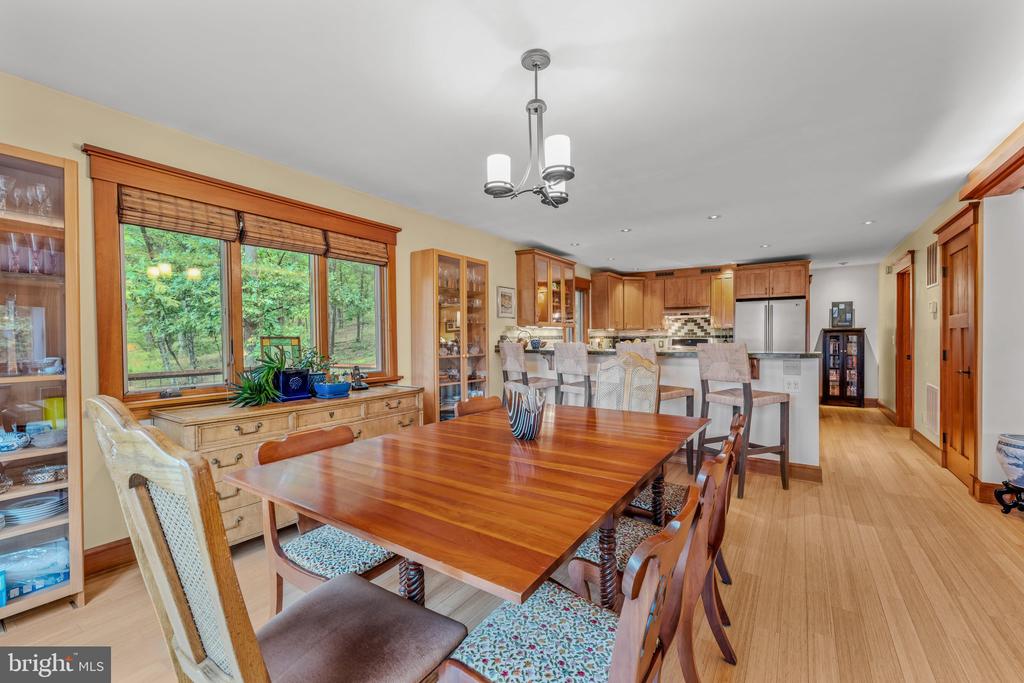 18 DONEGAL LANE